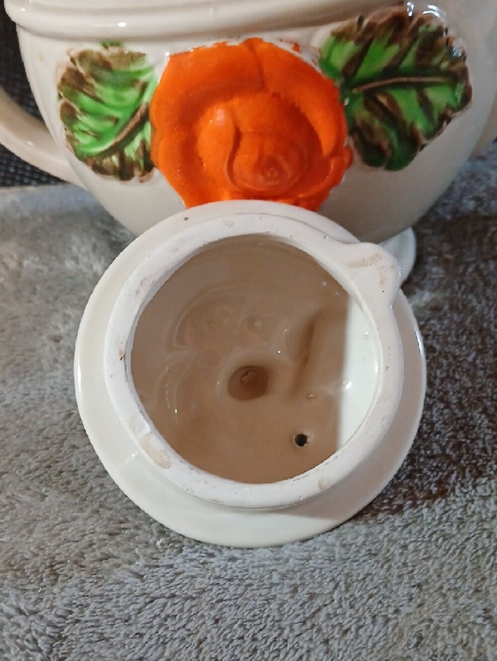 Vintage Japan Teapot - Picture 3 of 7